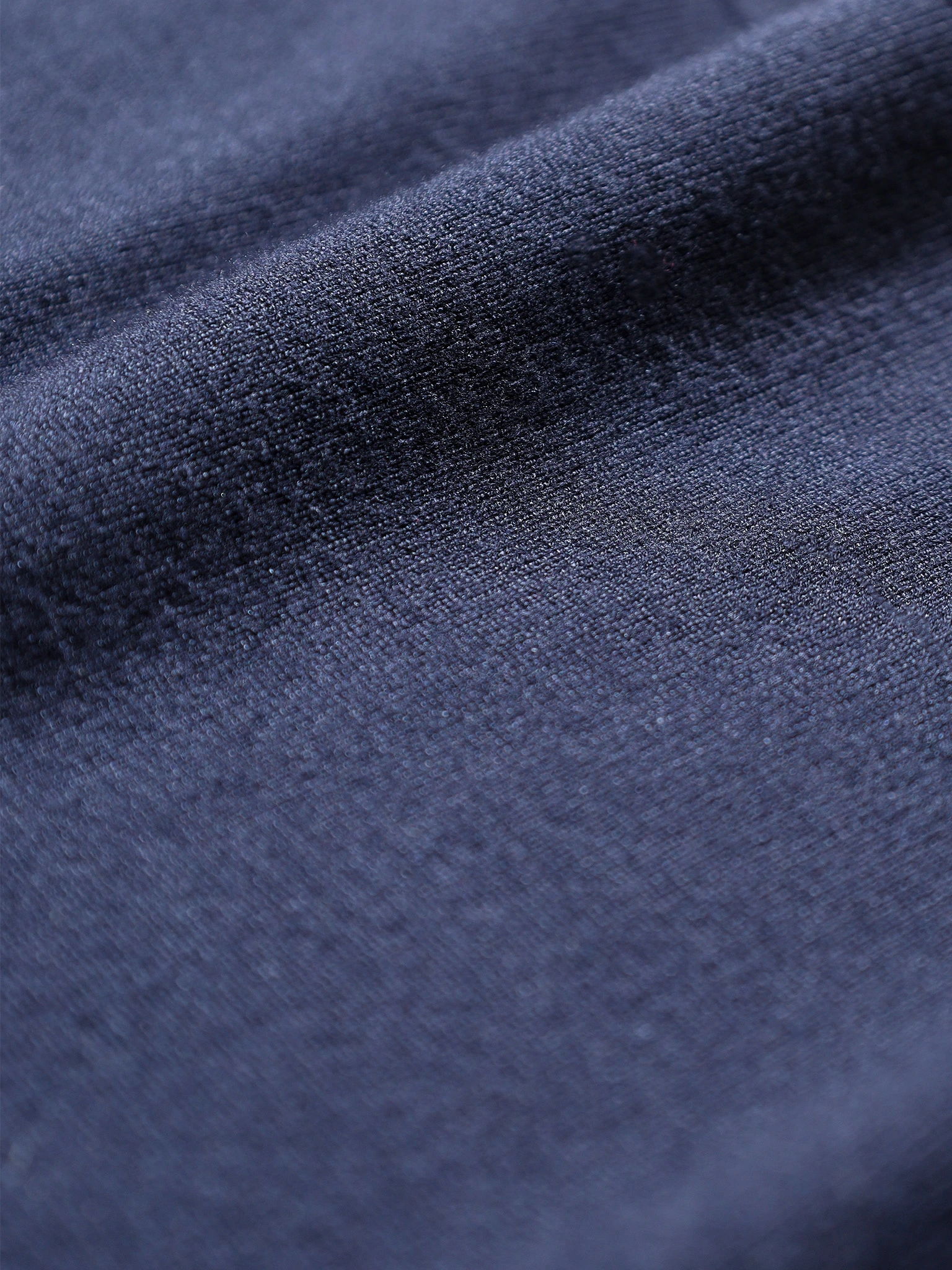 Джемпер темно-синего цвета со стразами из смесовой вискозы